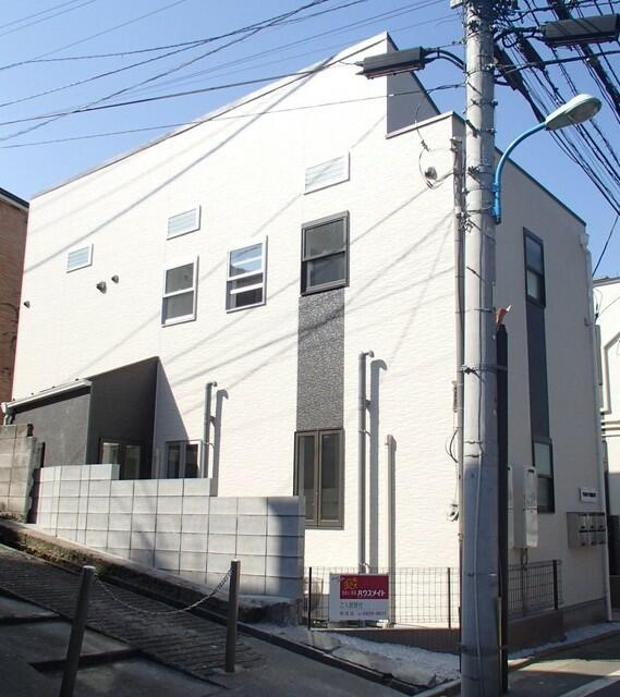 新宿区上落合３丁目のアパートの画像