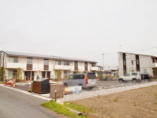 グラヴェール Ｂの駐車場