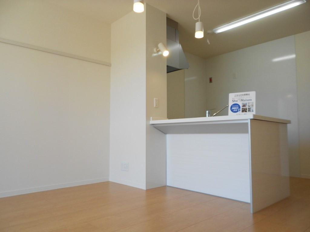 グラヴェール Ｂの居間・リビング