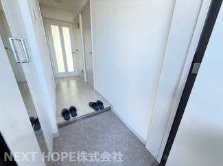 【玄関】 | パールヒル尼崎　最上階角部屋・リフォーム済 | スッキリとした玄関です♪シューズBOXも 設けられております！！