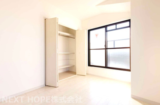 【洋室】 | パールヒル尼崎　最上階角部屋・リフォーム済 | ルーフバルコニーに面した洋室4.5帖です♪ぜひ現地でご覧ください！！お気軽にネクストホープ不動産販売までお問い合わせを！！