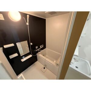 小野マンションの浴室