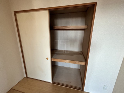 【収納】 | アーデンタワー新町 | アーデンタワー新町　押入