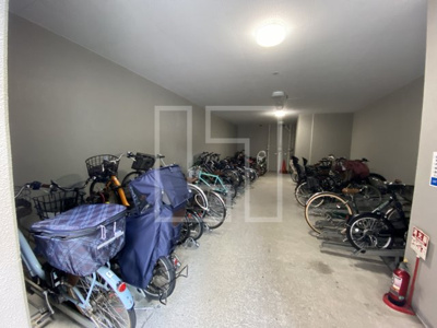 【その他共用部分】 | アーデンタワー新町 | アーデンタワー新町　駐輪場