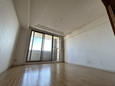 【居間・リビング】 | アーデンタワー新町 | アーデンタワー新町　リビング・ダイニングスペース