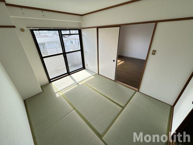 グローリー北豊中の和室