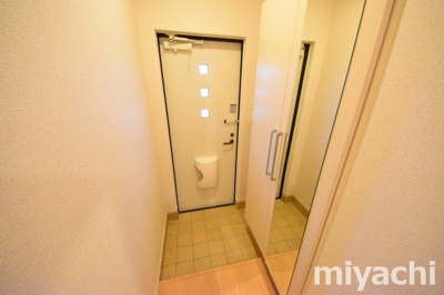 【玄関】 | ハイソラーレⅠ