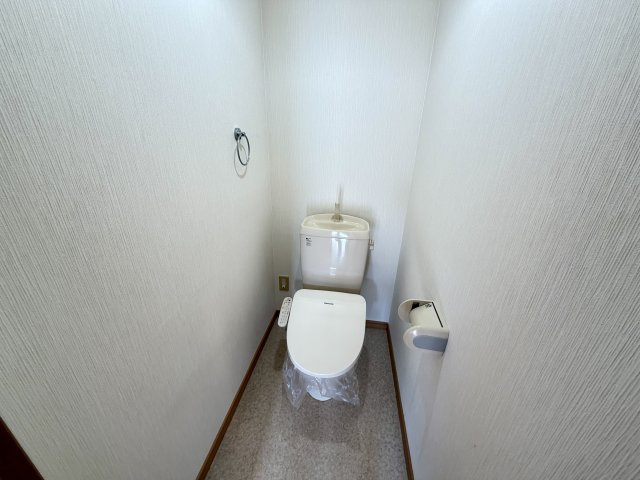 岡崎市赤渋町字西河原のアパートのトイレ