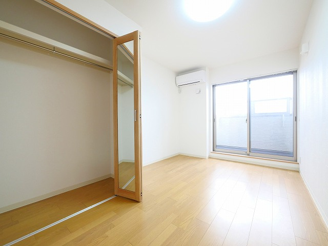クレアール小泉東Ⅰの寝室