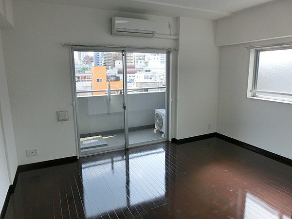 THE Grande regalo 浅草の居間・リビング