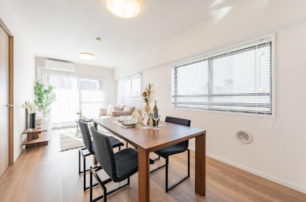 【居間・リビング】