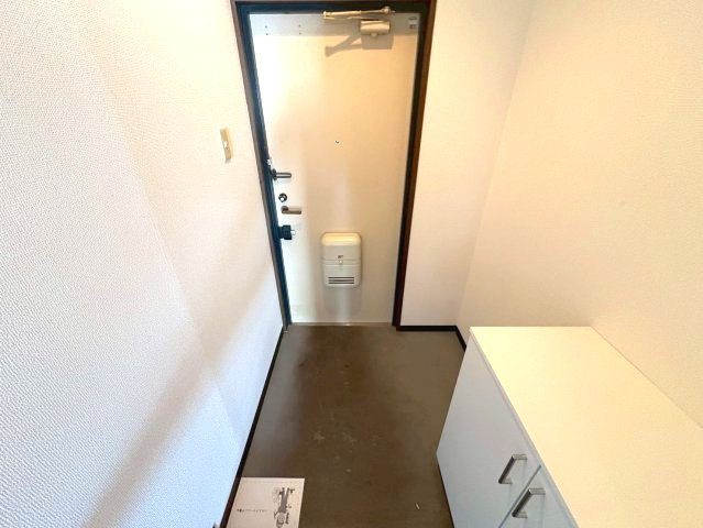 マンションウメノの玄関