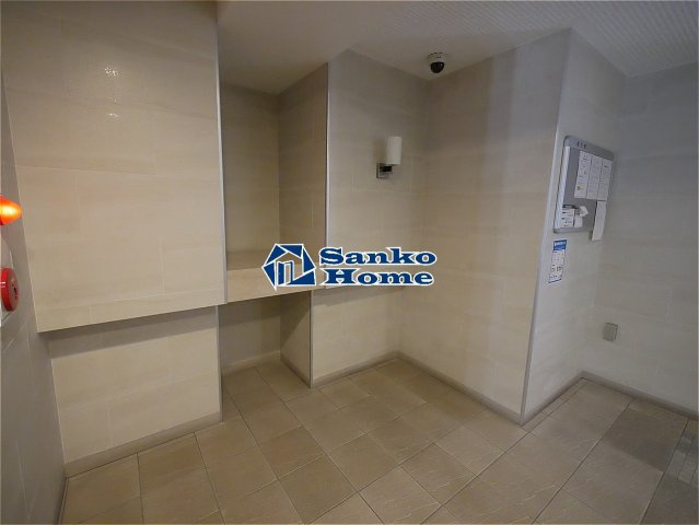 Rising place両国のロビー