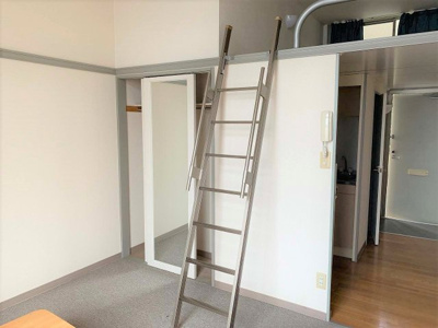 【居間・リビング】 | レオパレスアーバンライフオガワ