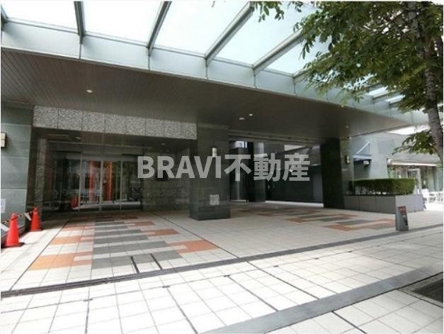 ビオール大阪大手前タワー BRAVI不動産のエントランス