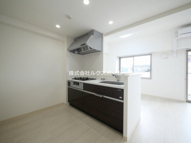 イニシオ山水のキッチン|キッチンです