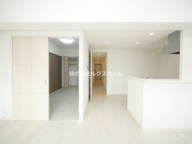 イニシオ山水の居間・リビング|使いやすいリビングです