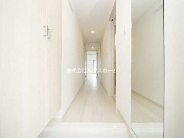 イニシオ山水の玄関|収納もある玄関です