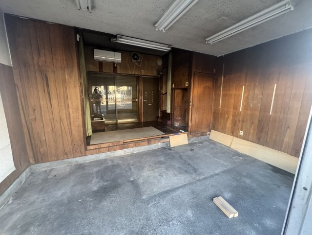 練馬区南大泉5丁目戸建の駐車場