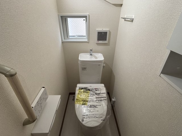大泉学園町７丁目戸建賃貸住宅のトイレ