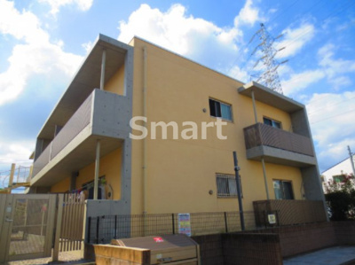 【外観】 | カーサ・エストレーラ | カーサ・エストレーラはセキュリティのしっかりとした重厚感ある外観です。