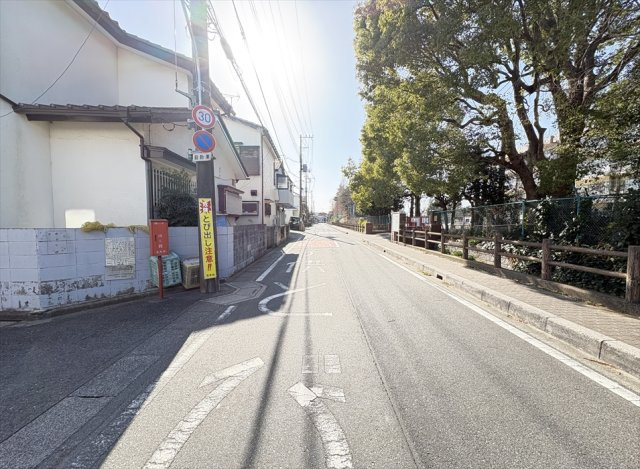 【前面道路含む現地写真】 | 志木市上宗岡3丁目　新築一戸建住宅　全1棟　(志木本店) | 前面道路の様子