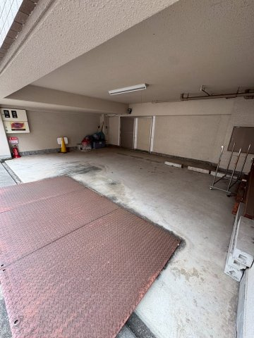 リヴァージュ須磨のロビー|清潔なロビーです