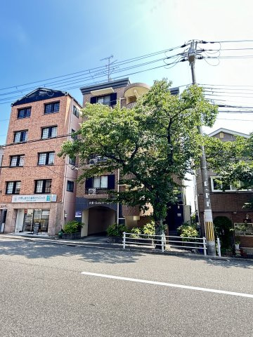 Kobe十一屋の外観