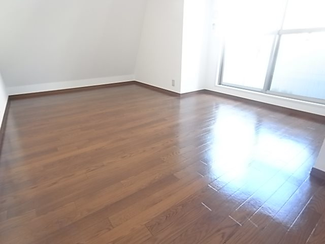 Kitano　Flats　Plusの居間・リビング