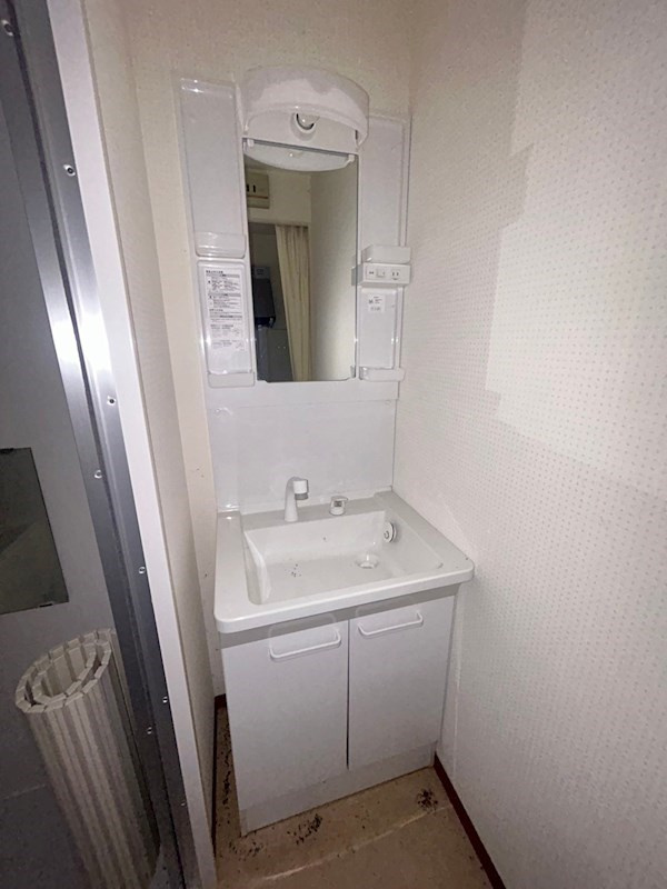KMコートの洗面所
