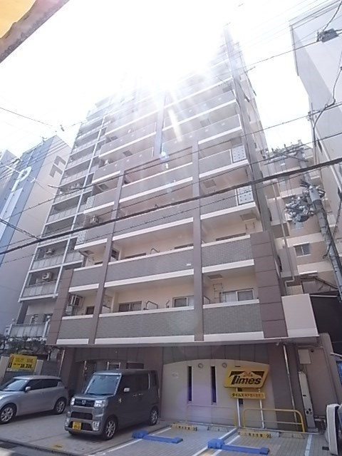 クオーレ三宮一番館の外観