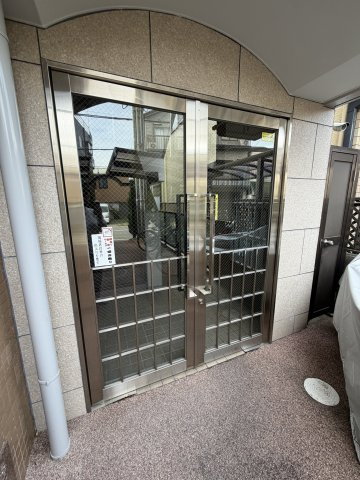 Grand Life 須磨のエントランス
