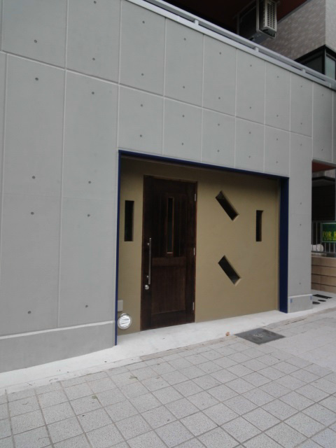 pista中山手通の外観
