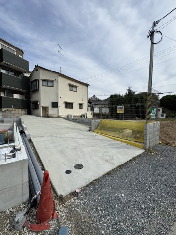 NET-K妙法寺の駐車場