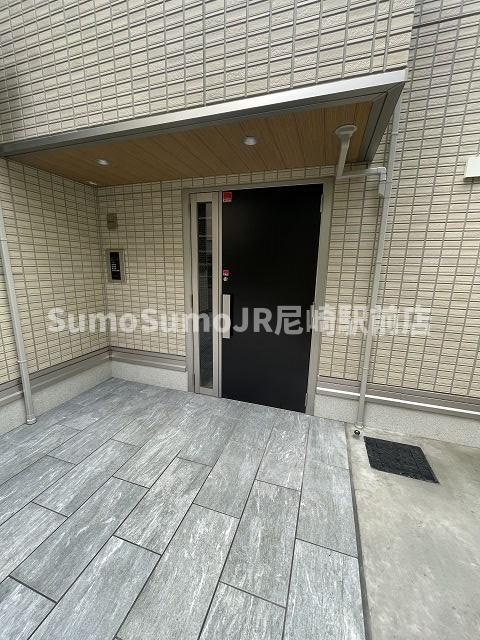 CALME尼崎のエントランス|エントランスです