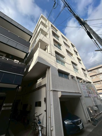 有馬道ハイツの外観
