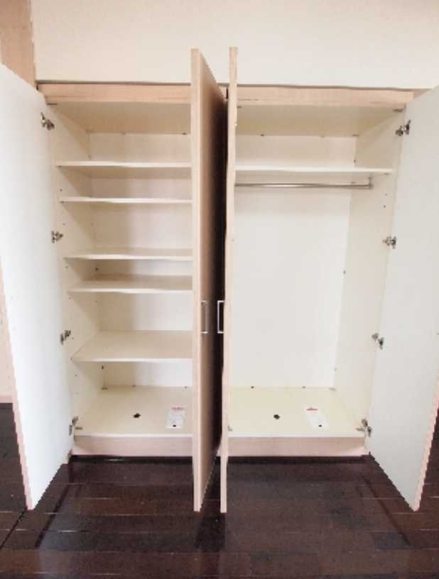 エスティメゾン銀座　駅近　ペット相談可　シャーメゾンの収納