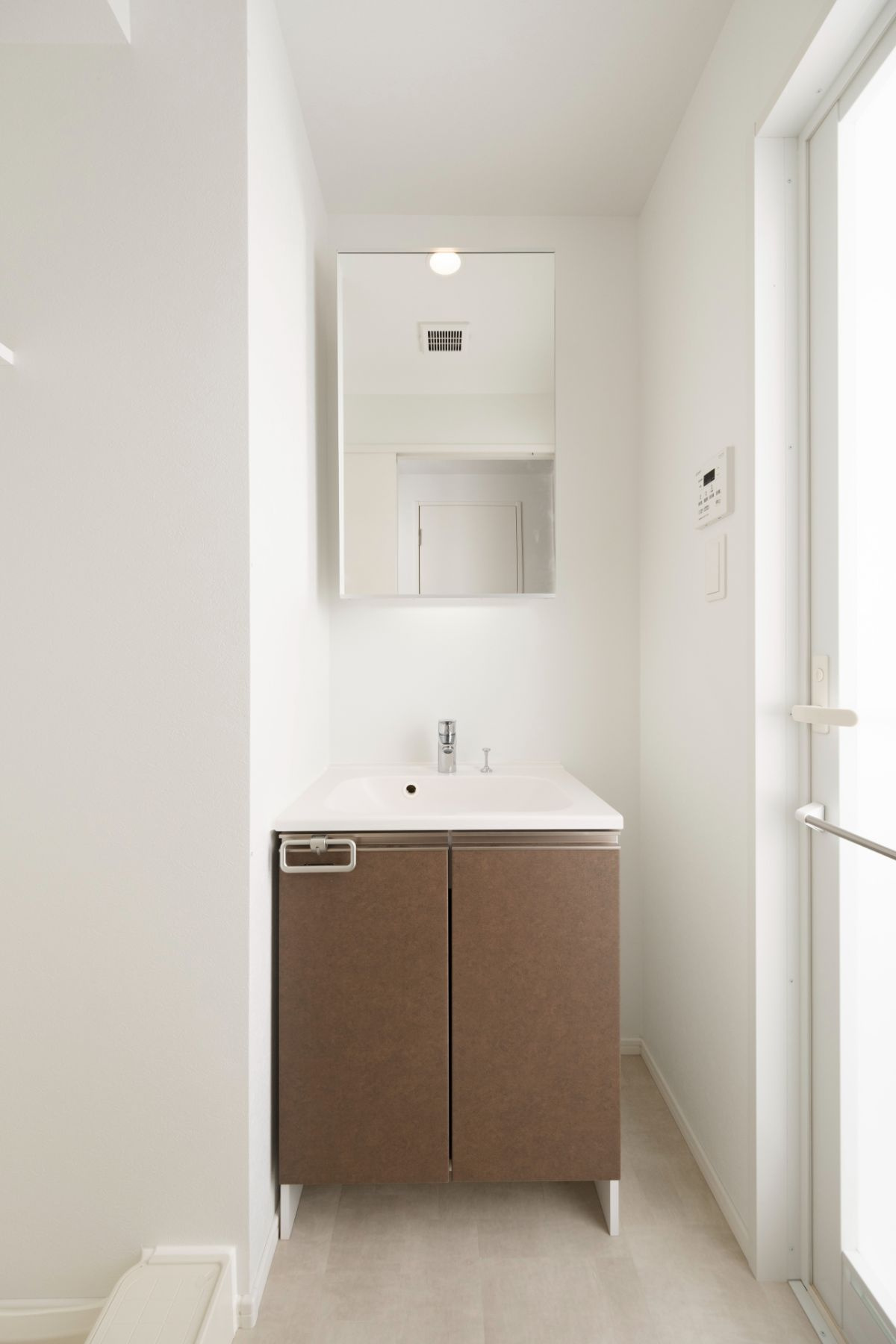 エンクレスト博多駅南GRACEの洗面所|洗面所です