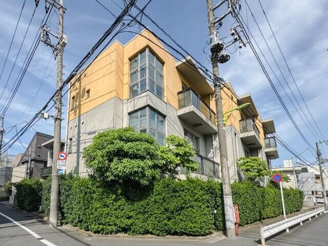 NTPRレジデンス下馬の外観