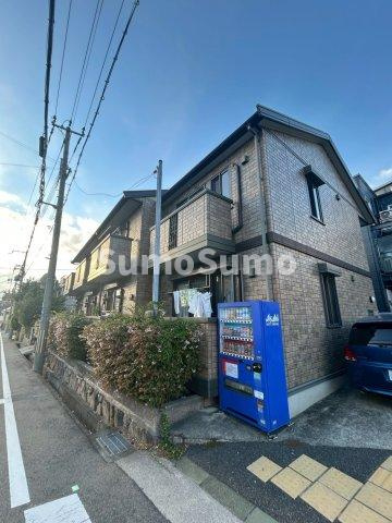 ハイツ大蔵の外観