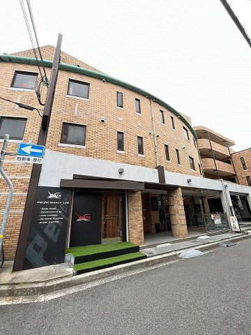 Reve甲東園Ⅰのエントランス