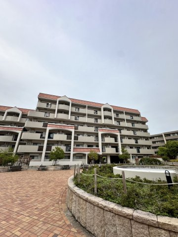 KDXレジデンス夙川ヒルズ　5番館の外観