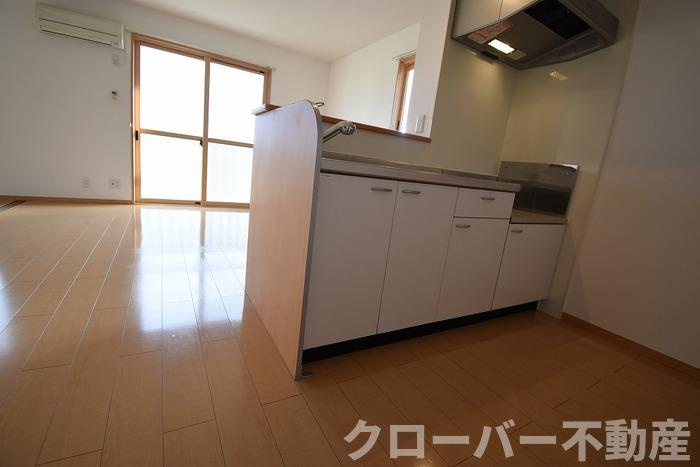 セジュール三条 C棟のキッチン|キッチン