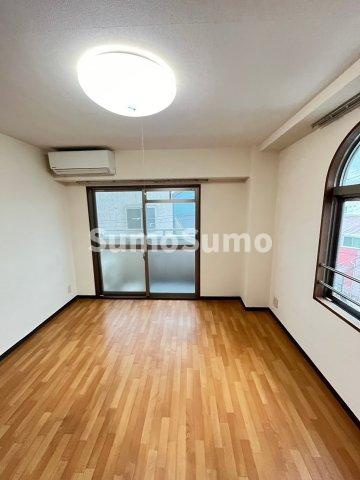 KマンションJINの寝室|使い勝手のいい寝室です