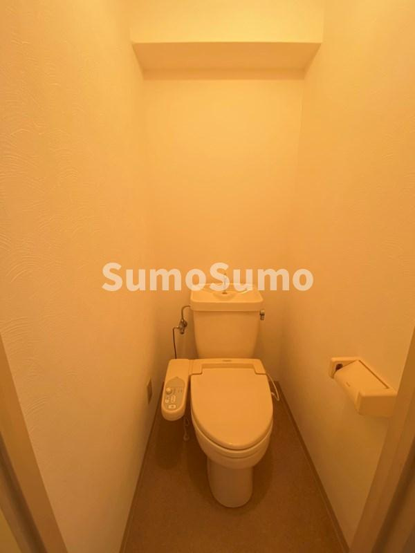 リヴァージュ須磨のトイレ|ゆったりとした空間のトイレです