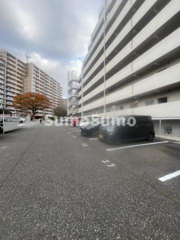 須磨・名谷ハウス１号棟の駐車場|駐車場があります