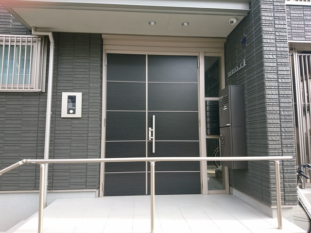 ベレオ.Cのエントランス|入口です☆