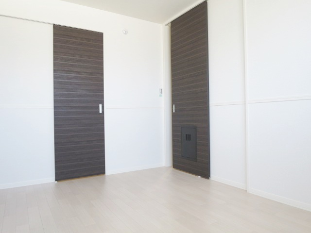 ベレオ.Cの洋室|窓側からのアングルです☆