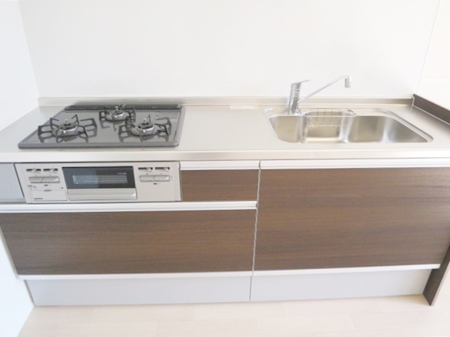 ベレオ.Cのキッチン|お料理しやすいガスコンロ3口です☆