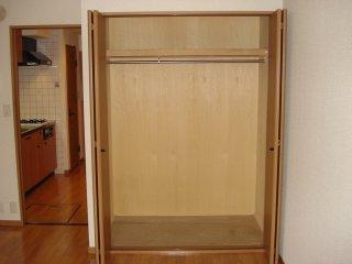 【収納】 | パレスサントピアⅤ | クローゼット